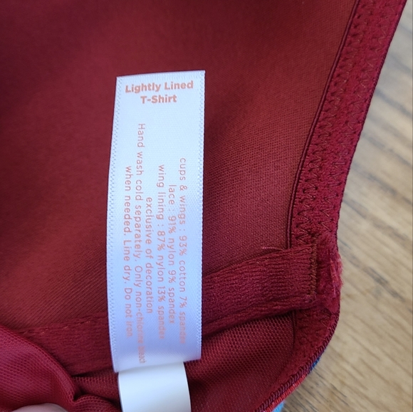 New with Tags Cacique Red Plaid Bra 38D - Picture 4 of 6